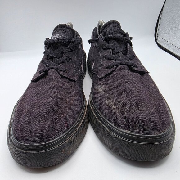 Nike SB Clutch Mens Size 12 Triple Black Skateboarding Shoes Casual Walking - Picture 14 of 15